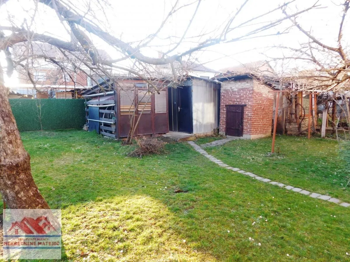Prodaja, kuća, 140m², Grošnica, Kragujevac
