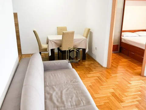 Rent, one bedroom apartment, 51m², Podgorica, Crna Gora - image 1