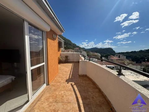 Prodaja, četvorosoban stan, 176m², Petrovac, Budva - image 26