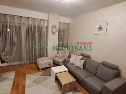 Rent, four bedroom apartment, 125m², Liman 3, Novi Sad Sve Podlokacije - image 1
