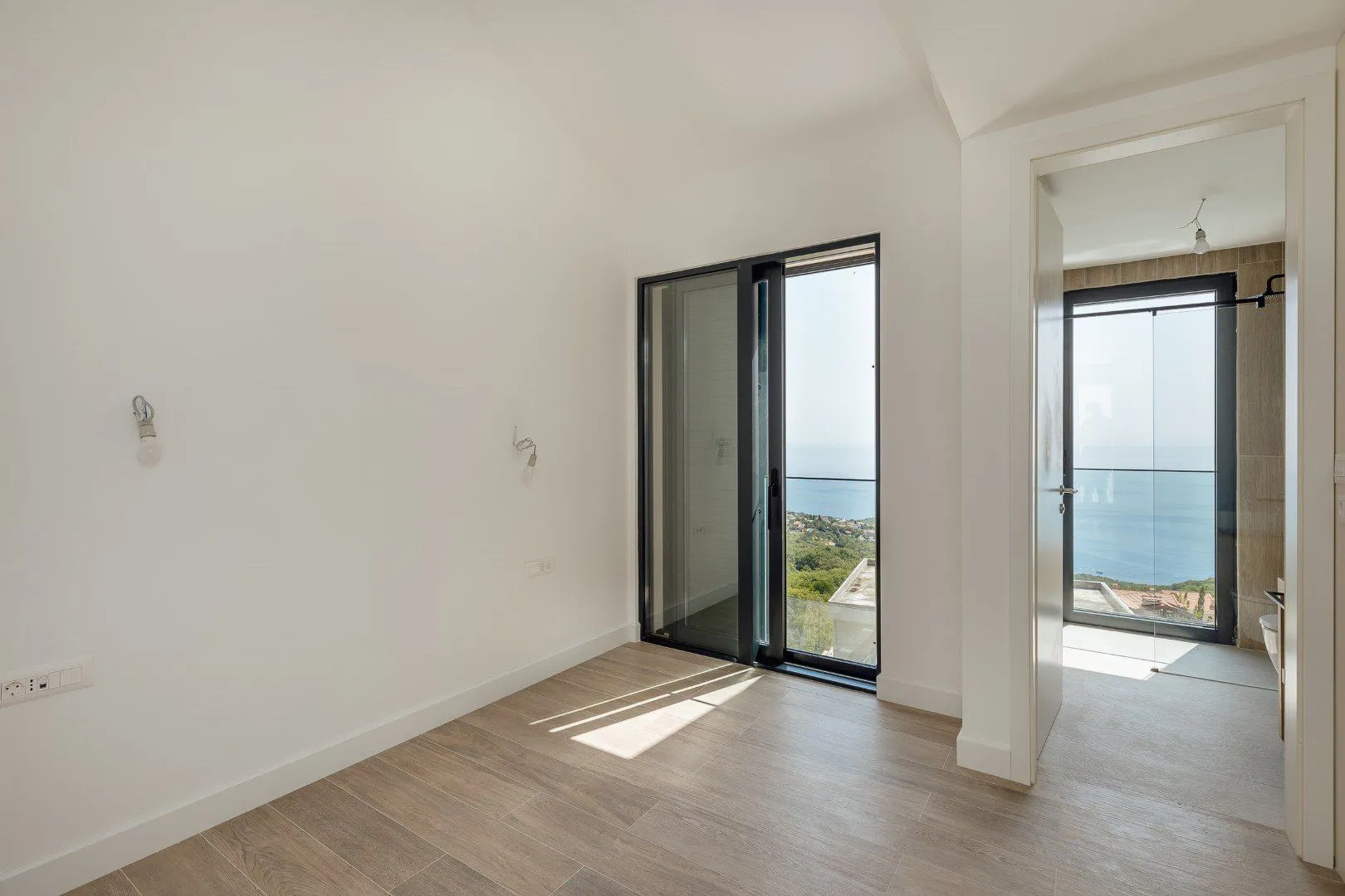 Sale, house, 250m², Blizikuće, Budva