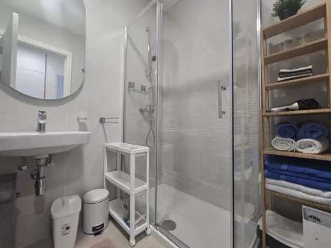 Izdavanje, jednosoban stan, 39m², Pobrežje, Podgorica - image 9