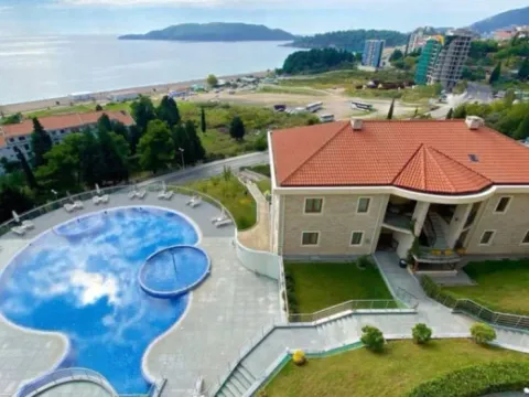 Sale, three bedroom apartment, 236m², Bečići, Budva - image 4