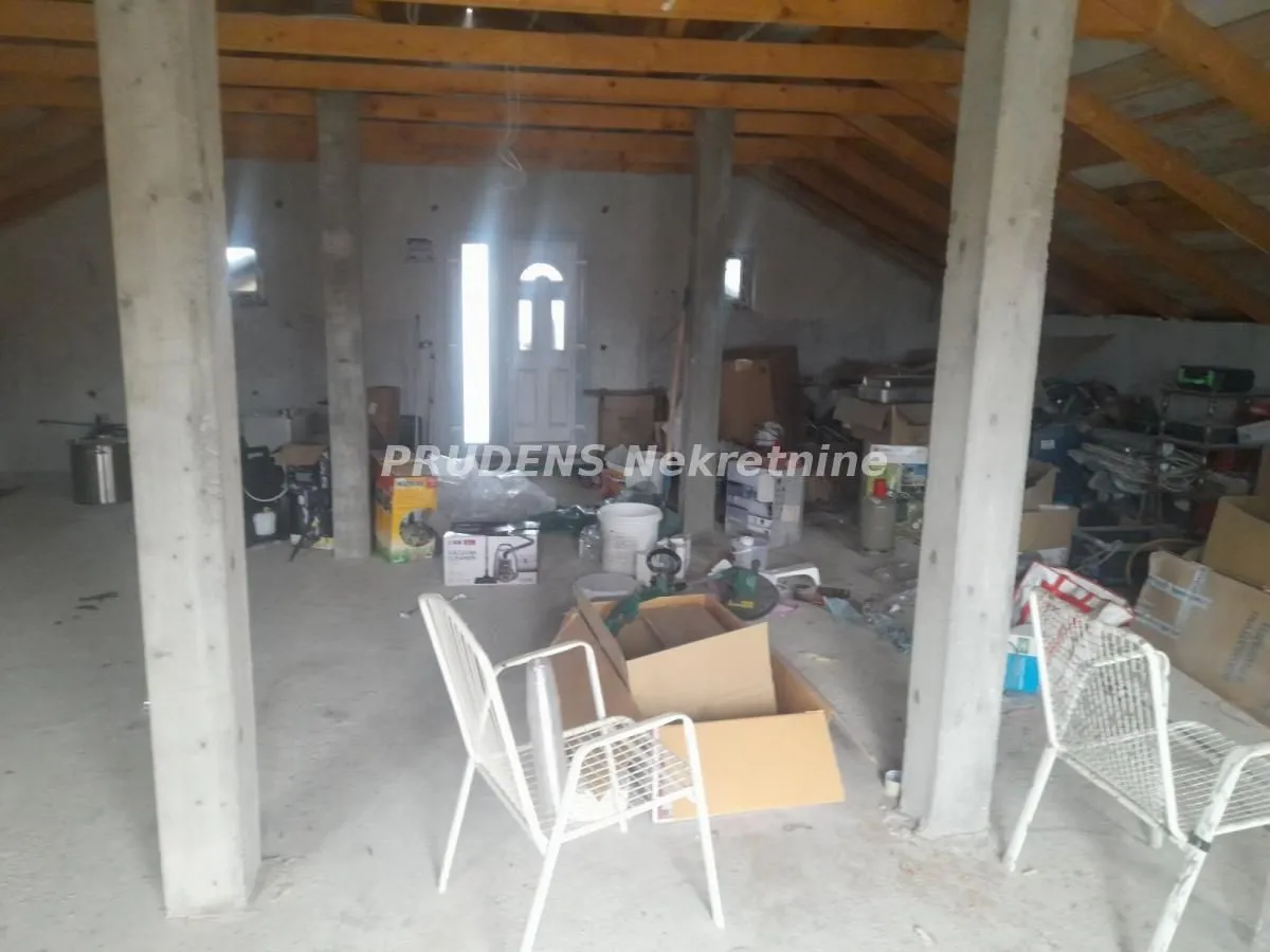 Sale, house, 218m², Surčin, Beograd