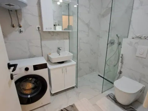 Rent, two bedroom apartment, 70m², Stari Aerodrom, Podgorica - image 6
