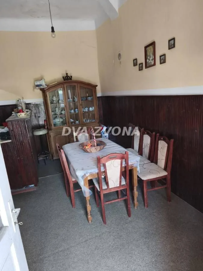 Prodaja, kuća, 408m², Bela Palanka, Srbija