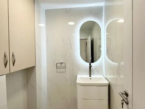 Sale, two bedroom apartment, 74m², Bečići, Budva - image 10