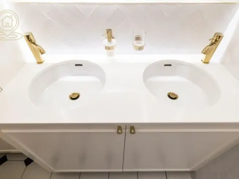 Prodaja, četvorosoban stan, 135m², Sremska Kamenica, Petrovaradin - image 13