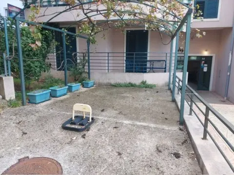 Prodaja, jednosoban stan, 62m², Petrovac, Budva - image 7