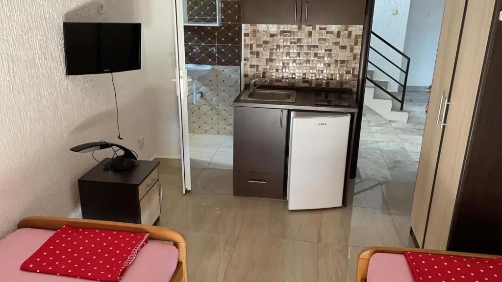 Prodaja, kuća, 350m², Sutomore, Bar