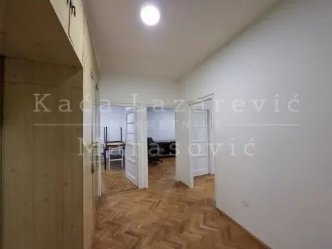 Izdavanje, trosoban stan, 86m², Savski Venac, Beograd - image 5