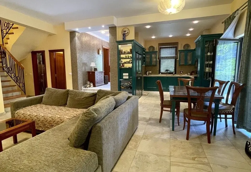 Prodaja, kuća, 160m², Prčanj, Kotor