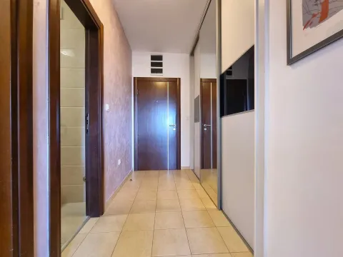 Rent, apartment, 90m², Preko Morače, Podgorica - image 7