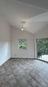 Prodaja, kuća, 79m², Glavati, Kotor - image 9