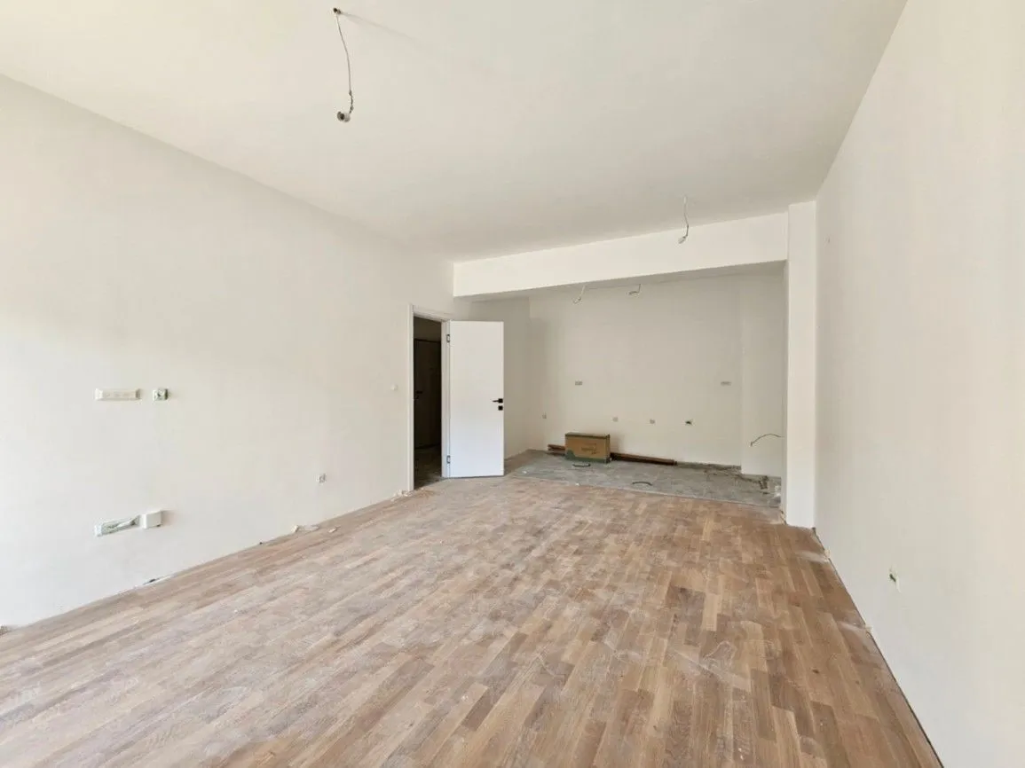 Prodaja, dvosoban stan, 79m², Momišići, Podgorica
