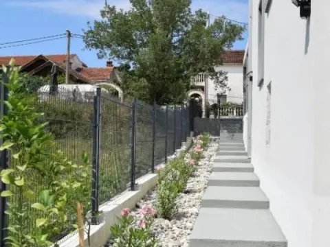 Prodaja, kuća, 469m², Đuraševići, Tivat - image 35