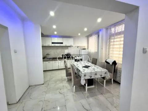 Sale, three bedroom apartment, 90m², Brace Jerković, Voždovac Sve Podlokacije - image 7