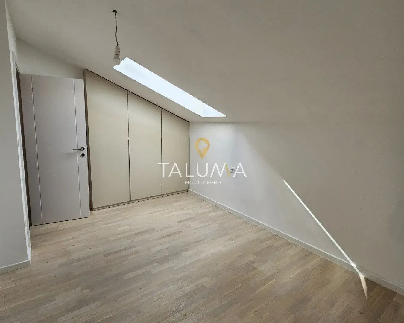 Prodaja, jednosoban stan, 44m², Tološi, Podgorica