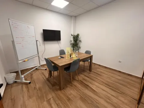 Izdavanje, poslovni prostor, 361m², Novo naselje, Novi Sad - image 4