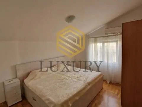 Izdavanje, dvosoban stan, 115m², Tološi, Podgorica - image 9