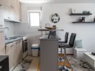 Izdavanje, jednosoban stan, 50m², Blok 9, Podgorica - image 13