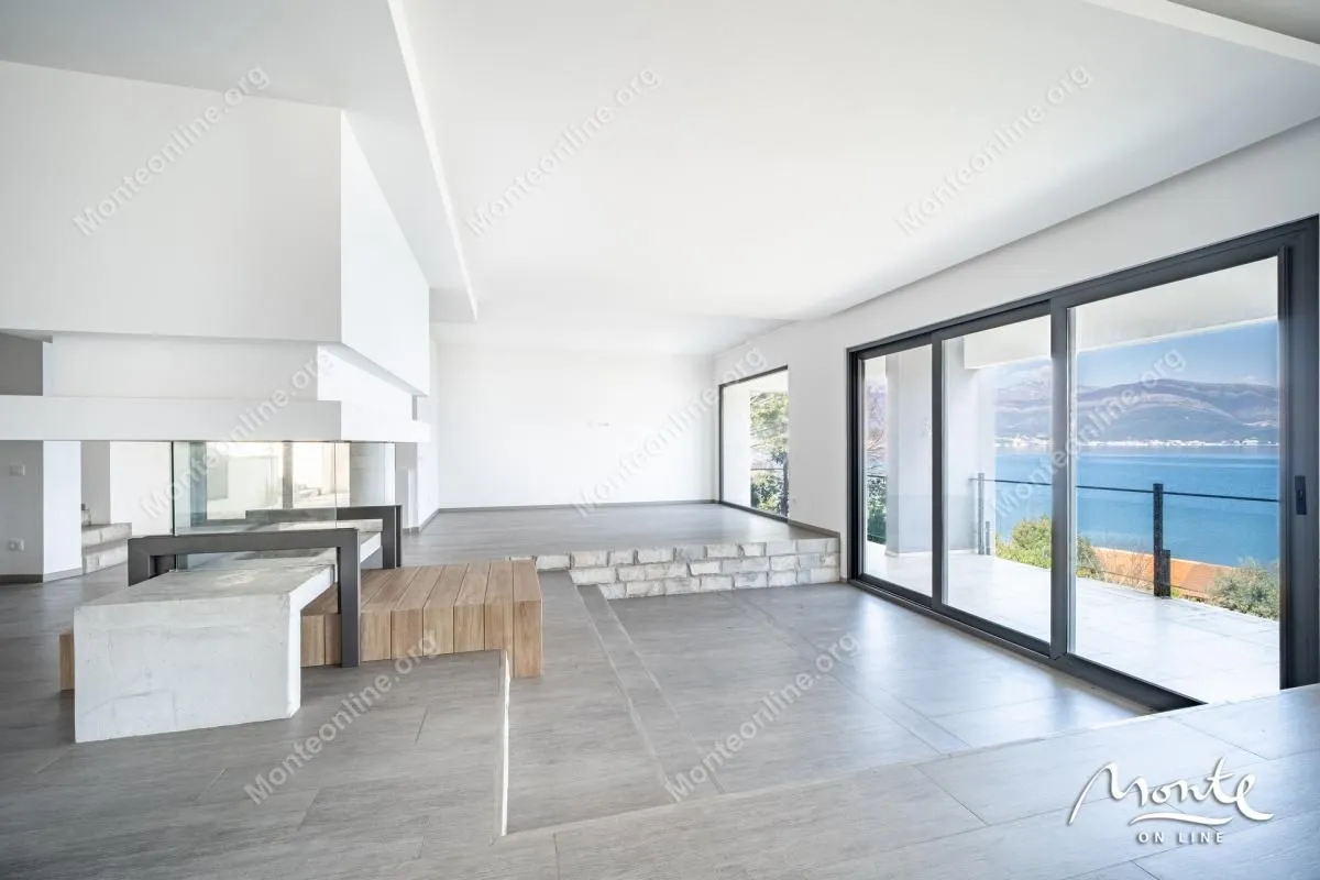 Prodaja, kuća, 770m², Krašići, Tivat