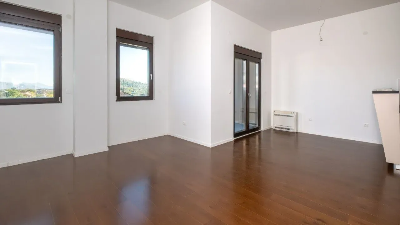 Sale, three bedroom apartment, 95m², Gornja Gorica, Podgorica