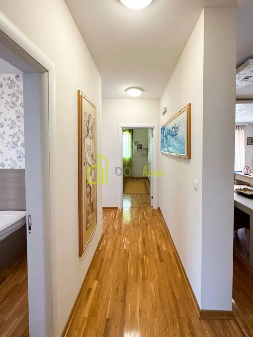 Rent, three bedroom apartment, 112m², Bečići, Budva
