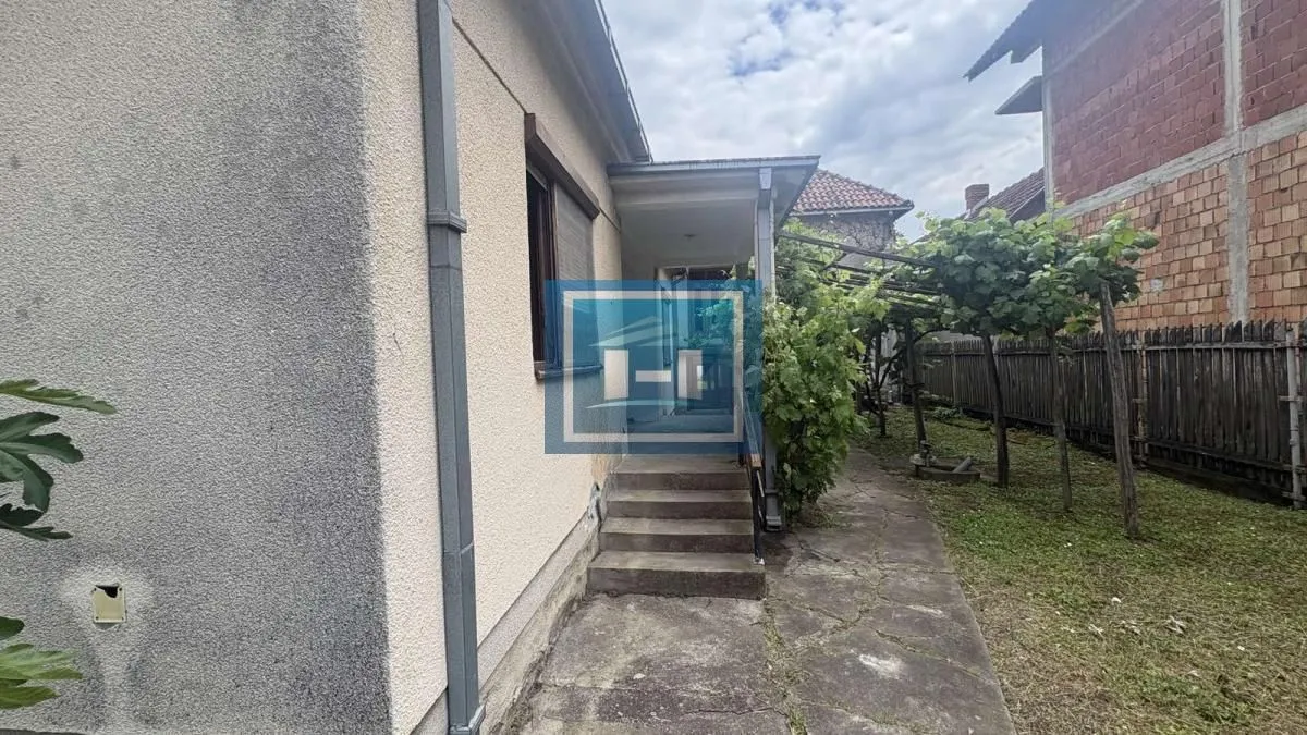 Prodaja, kuća, 157m², Ribarski put, Jagodina