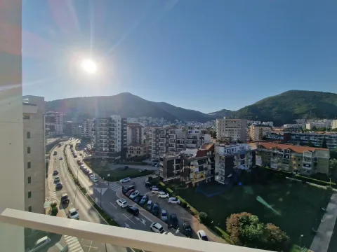 Rent, one bedroom apartment, 67m², Budva, Crna Gora - image 2
