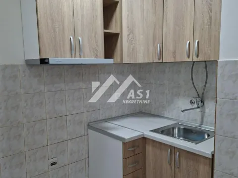 Izdavanje, dvosoban stan, 60m², Centar, Novi Sad - image 5