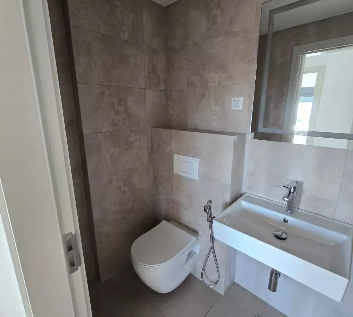 Sale, apartment, 69m², Topolica, Bar