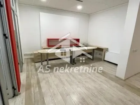 Izdavanje, poslovni prostor, 457m², Stari Grad, Beograd - image 22