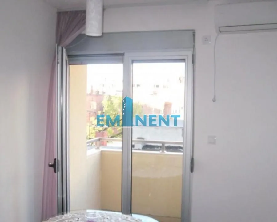 Rent, apartment, 32m², Crveni Krst, Beograd