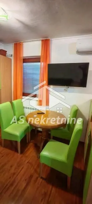 Izdavanje, dvosoban stan, 40m², Čukarica, Beograd