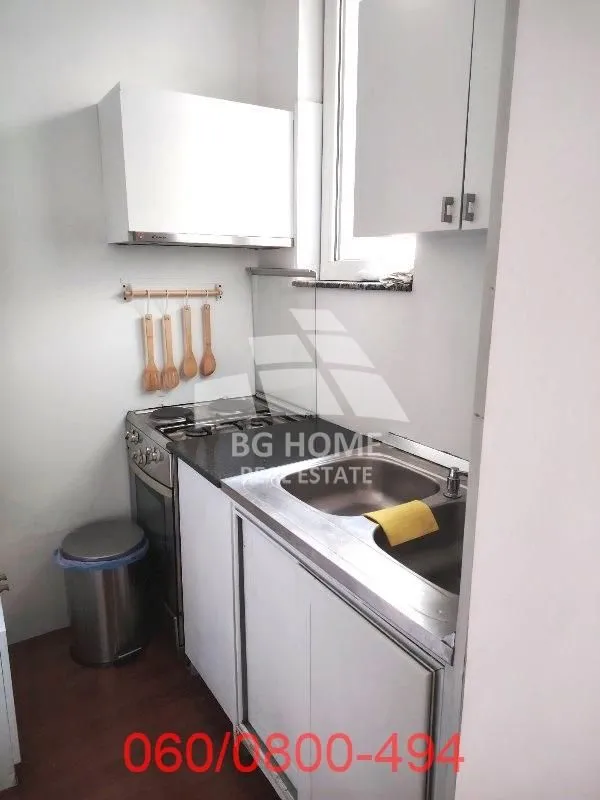Izdavanje, dvosoban stan, 50m², Skadarlija, Beograd