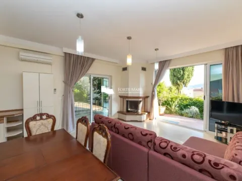 Prodaja, trosoban stan, 125m², Đenovići, Herceg Novi - image 4