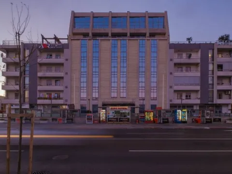 Izdavanje, poslovni prostor, 324m², Podgorica, Crna Gora - image 3