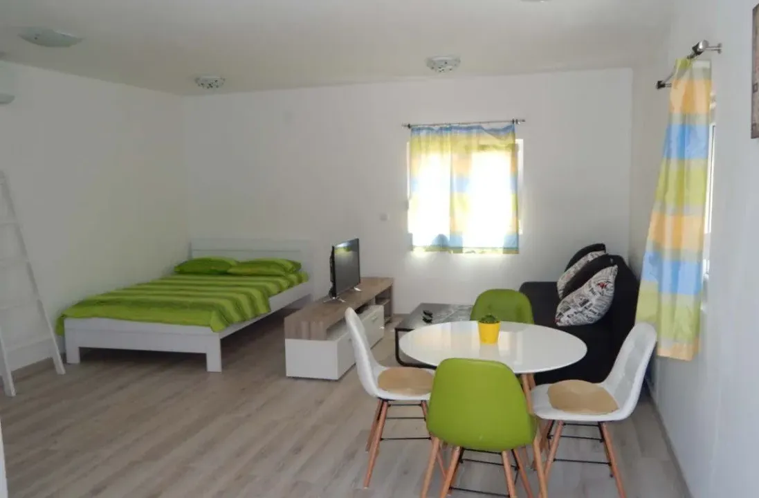 Rent, studio apartment, 35m², Brdišta, Tivat
