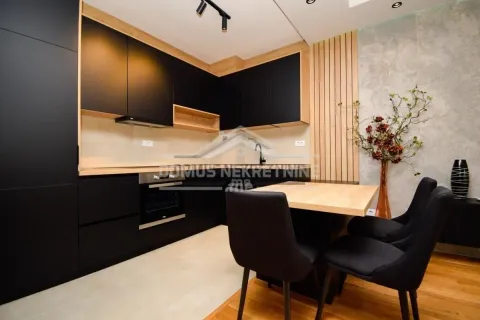 Rent, one bedroom apartment, 50m², City Kvart, Podgorica - image 6