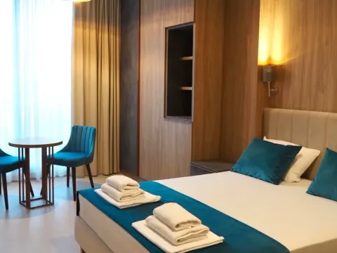 Rent, hospitality venue, 400m², Sutomore, Bar - image 6