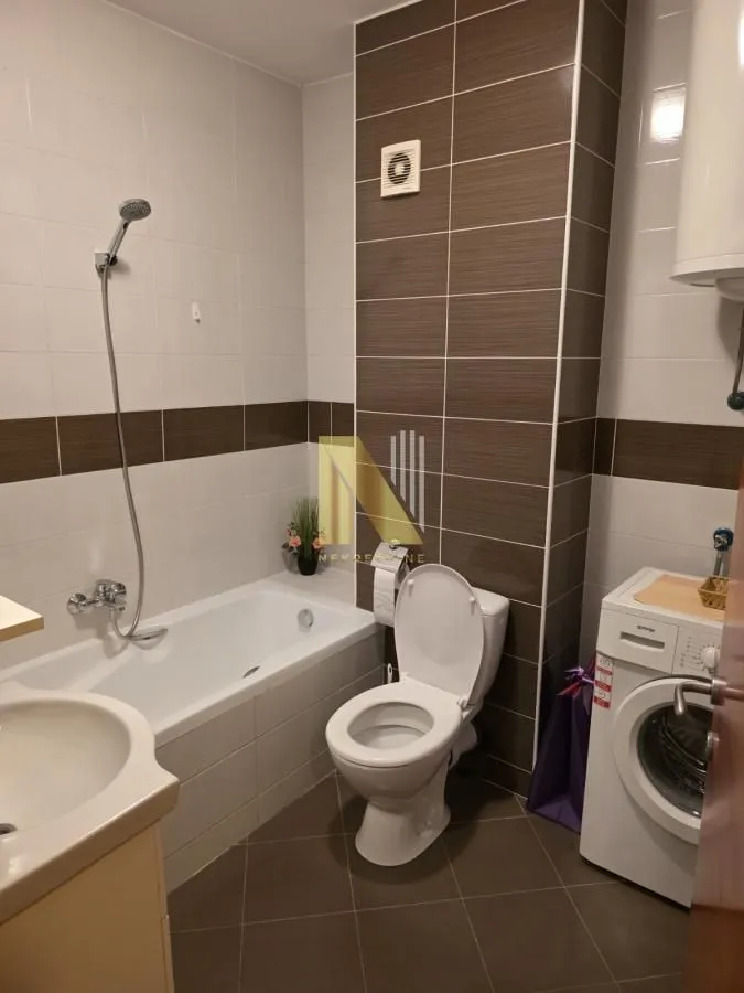 Izdavanje, dvosoban stan, 40m², Grbavica, Novi Sad Sve Podlokacije