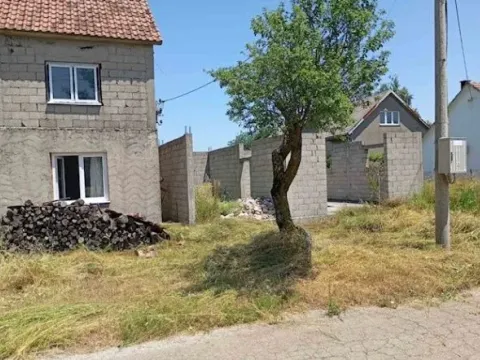 Prodaja, kuća, 200m², Straševina, Nikšić - image 4