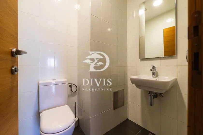 Sale, five bedroom apartment, 195m², Novi Beograd Blok 19, Novi Beograd Sve Podlokacije