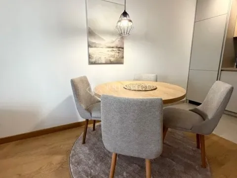 Izdavanje, jednosoban stan, 47m², City Kvart, Podgorica - image 6