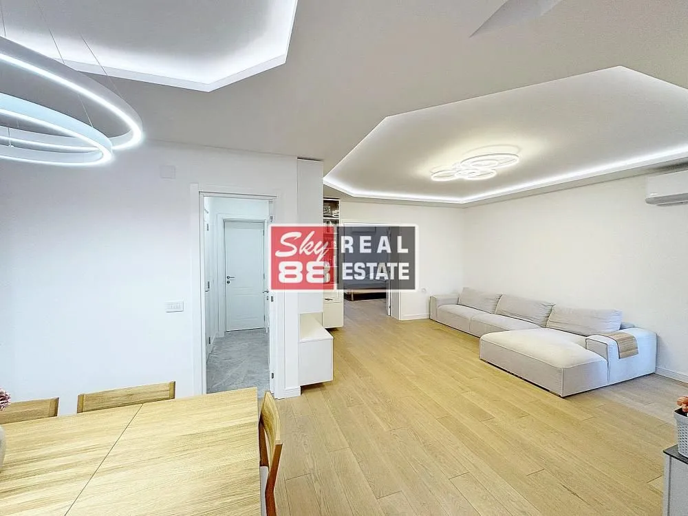 Prodaja, trosoban stan, 89m², Kalenić Pijaca, Vračar Sve Podlokacije