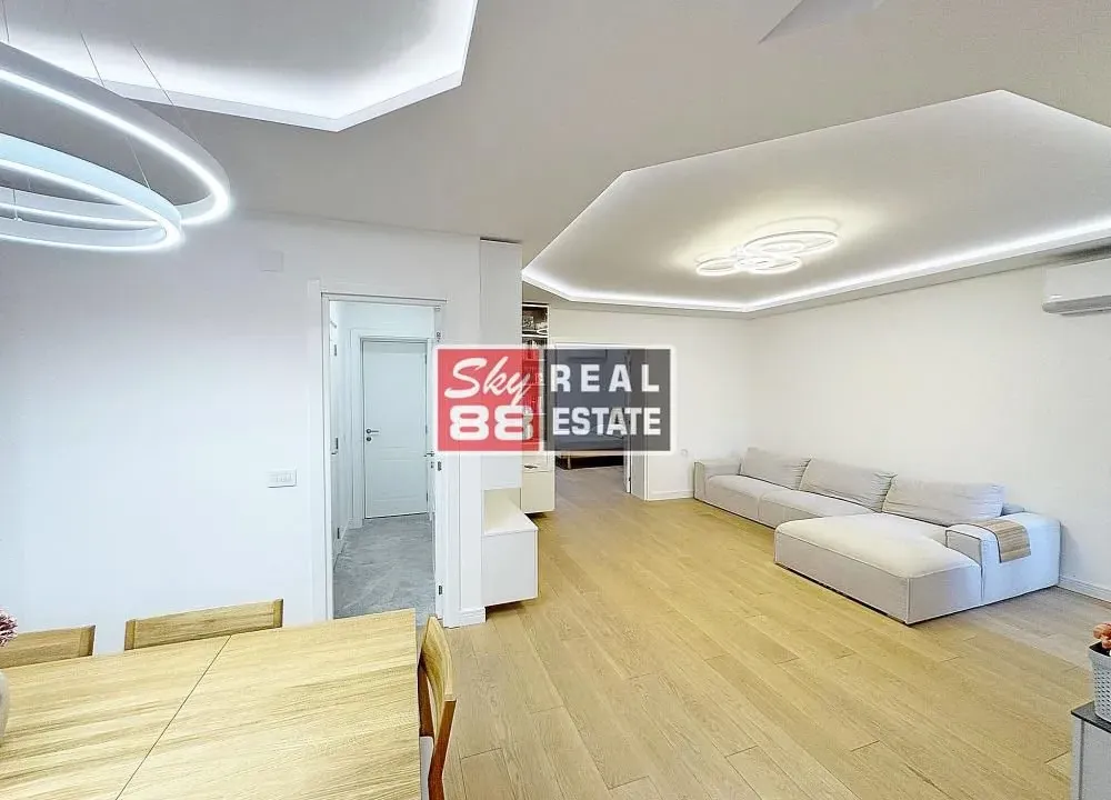 Prodaja, trosoban stan, 89m², Kalenić Pijaca, Vračar Sve Podlokacije