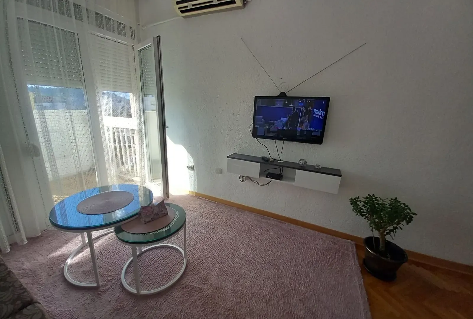 Rent, studio apartment, 20m², Centar, Podgorica