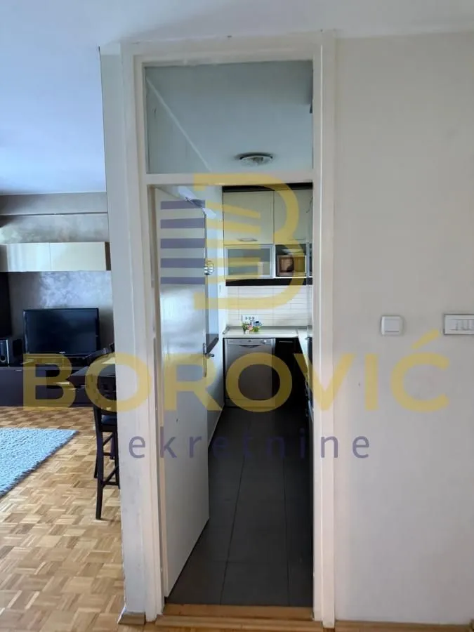 Sale, three bedroom apartment, 72m², Novi Beograd Blok 64, Novi Beograd Sve Podlokacije