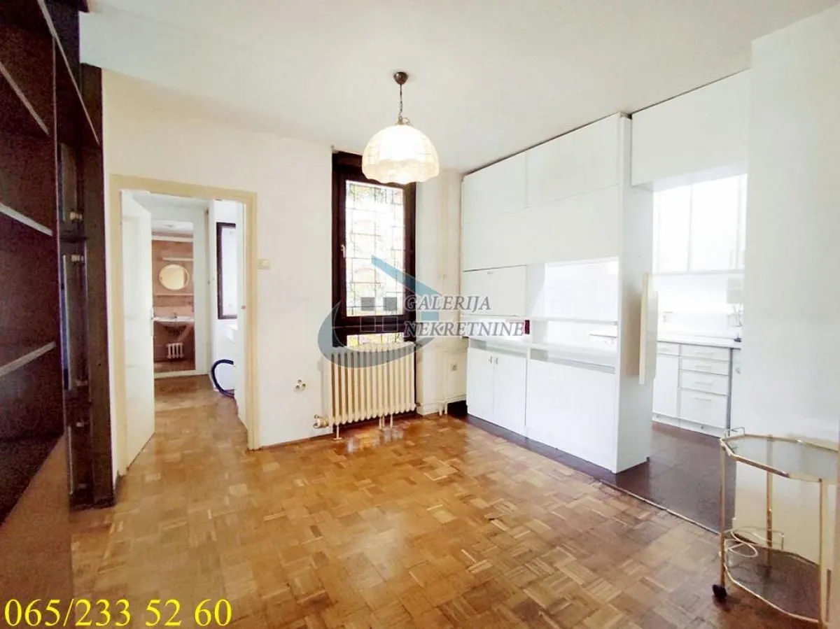 Izdavanje, trosoban stan, 78m², Cerak, Beograd